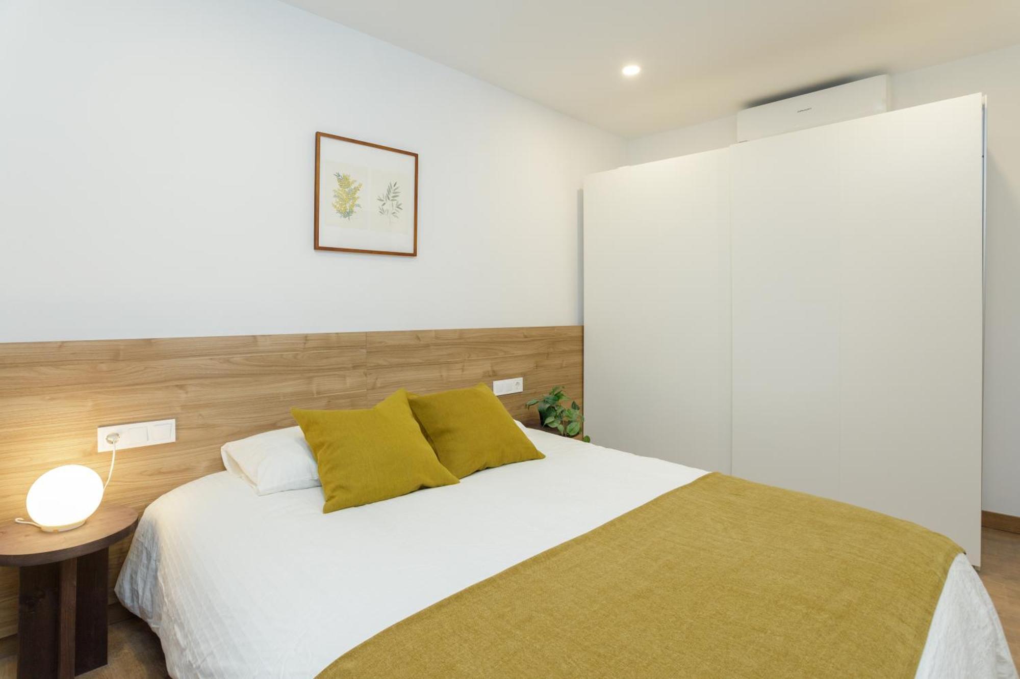 Oasis Apartments & Studios Old Town Center Barcelona Bagian luar foto